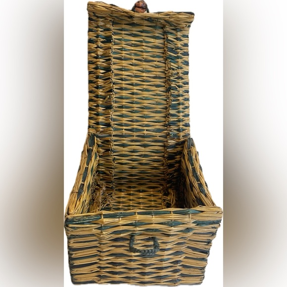 Vintage Handmade Storage Container - Picture 9 of 10